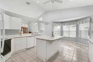 813 Oakwood Dr, Melbourne, FL 32940 - Photo 16