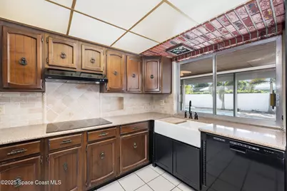 544 Holly Drive, Satellite Beach, FL 32937 - Photo 8