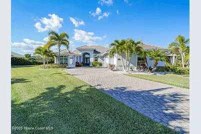 395 Sapphire Way SW, Vero Beach, FL 32968 - Photo 4