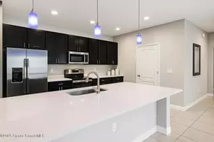 519 Australian Rd NW, Palm Bay, FL 32907 - Photo 6