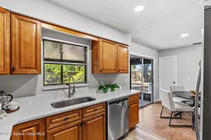 1372 Sagola St SE, Palm Bay, FL 32909 - Photo 10