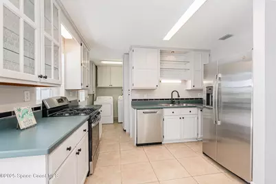 4291 Yorkshire Drive, Melbourne, FL 32935 - Photo 8