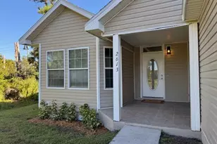 2613 Quentin Ave SE, Palm Bay, FL 32909 - Photo 2