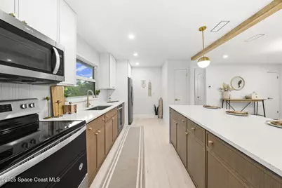 325 Eva Street NE, Palm Bay, FL 32907 - Photo 10