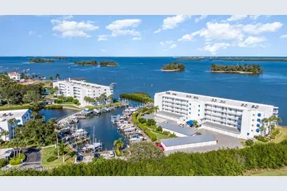 6029 N River Run Drive, Sebastian, FL 32958 - Photo 2