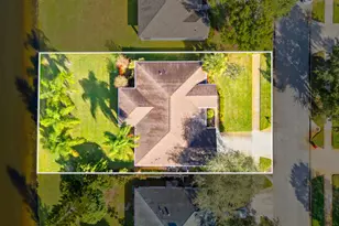 3929 Long Leaf Dr, Melbourne, FL 32940 - Photo 2