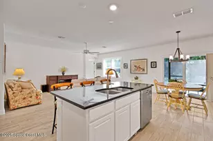 5949 Buttonwood Sq, Vero Beach, FL 32966 - Photo 12