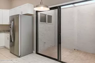 382 Cypress Point Dr, Melbourne, FL 32940 - Photo 8