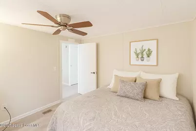 4407 Twin Lakes Drive, Melbourne, FL 32934 - Photo 8