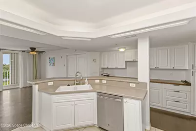 800 Del Rio Way #402, Merritt Island, FL 32953 - Photo 6