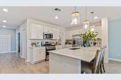 2315 Majorelle Drive NW, Palm Bay, FL 32907 - Photo 2