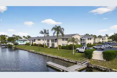 1845 Robalo Drive #201d, Vero Beach, FL 32960 - Photo 2