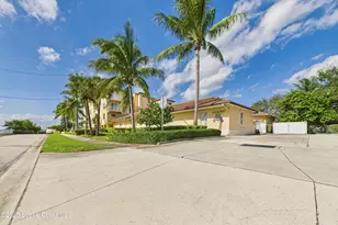 191 Seminole Ln, Cocoa Beach, FL 32931 - Photo 2