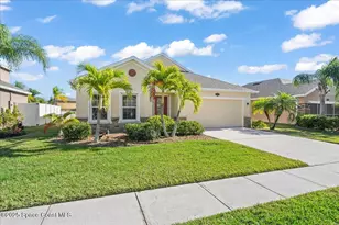 2285 Snapdragon Dr NW, Palm Bay, FL 32907 - Photo 2