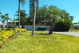 927 Sonesta Ave NE, Palm Bay, FL 32905 - Photo 12
