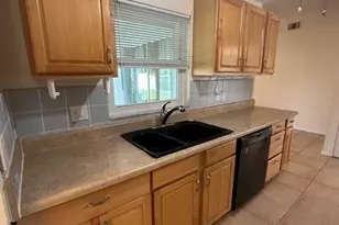 561 Sherman St SE, Palm Bay, FL 32909 - Photo 14