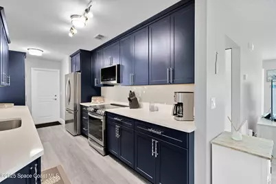 226 Dickens Avenue, Sebastian, FL 32958 - Photo 10