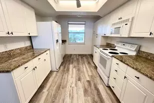 102 Riverside Dr, Cocoa, FL 32922 - Photo 8