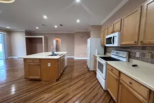 802 Del Mar Cir, Melbourne, FL 32904 - Photo 6