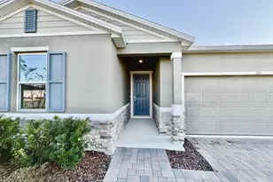 386 Glaspell Cir SE, Palm Bay, FL 32909 - Photo 2