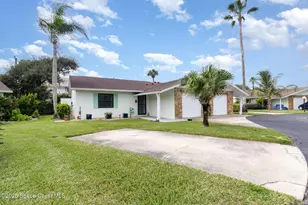 127 Harmony Pl, Melbourne Beach, FL 32951 - Photo 4