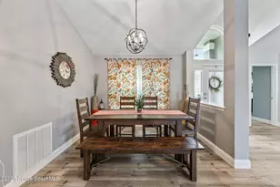 1914 Glen Meadows Cir, Melbourne, FL 32935 - Photo 10