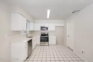 1122 Manatee Dr, Rockledge, FL 32955 - Photo 8