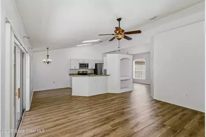 152 Greenbrier Avenue NW, Palm Bay, FL 32907 - Photo 10