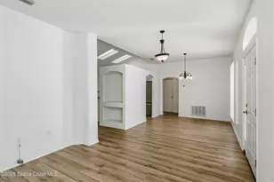 152 Greenbrier Ave NW, Palm Bay, FL 32907 - Photo 6