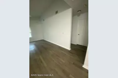 3662 Heron Drive, Melbourne, FL 32901 - Photo 4