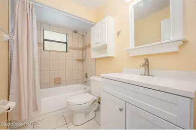 220 Cinnamon Lake Circle, Melbourne, FL 32901 - Photo 12