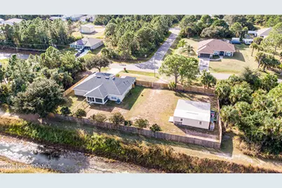 3291 Fitzpatrick Avenue SW, Palm Bay, FL 32908 - Photo 2