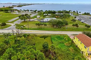 2513 N Banana River Dr, Merritt Island, FL 32952 - Photo 1