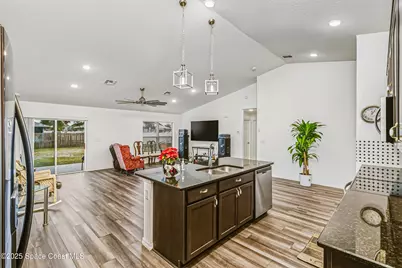 808 Grandeur Street SE, Palm Bay, FL 32909 - Photo 8