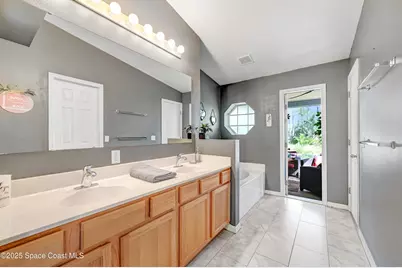 1652 La Maderia Drive SW, Palm Bay, FL 32908 - Photo 24