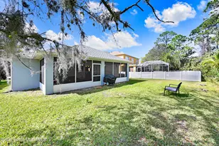 1652 La Maderia Dr SW, Palm Bay, FL 32908 - Photo 36