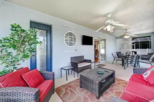 1652 La Maderia Dr SW, Palm Bay, FL 32908 - Photo 38