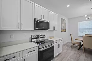 2297 Wagonwheel Ave SE, Palm Bay, FL 32909 - Photo 8