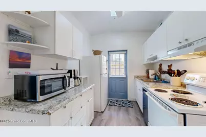 701 S Orlando Avenue #C, Cocoa Beach, FL 32931 - Photo 4