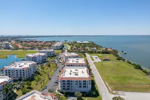 8934 Puerto Del Rio Dr, Cape Canaveral, FL 32920 - Photo 20