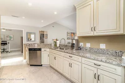 742 Pine Island Drive, Melbourne, FL 32940 - Photo 10