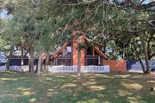 951 Pembroke Ave NE, Palm Bay, FL 32907 - Photo 40