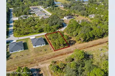 1117 Hanover Avenue SW, Palm Bay, FL 32908 - Photo 2