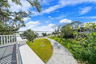 875 N Indian River Dr, Cocoa, FL 32922 - Photo 86