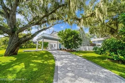 875 N Indian River Drive, Cocoa, FL 32922 - Photo 16