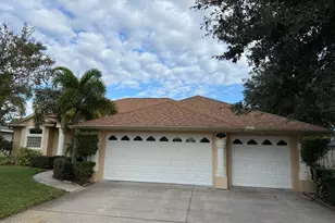 5971 Newbury Cir, Melbourne, FL 32940 - Photo 2