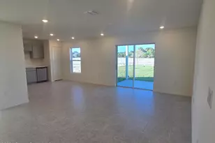 952 SW Richmond Circle SW, Palm Bay, FL 32908 - Photo 4