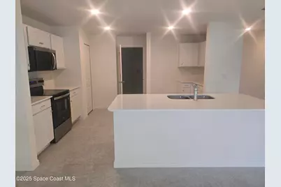 971 SW Richmond Circle SW, Palm Bay, FL 32908 - Photo 4