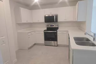 961 SW Richmond Circle SW, Palm Bay, FL 32908 - Photo 2