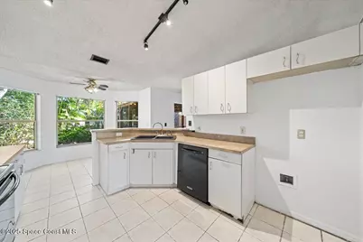 1639 Sweetwood Drive, Melbourne, FL 32935 - Photo 14